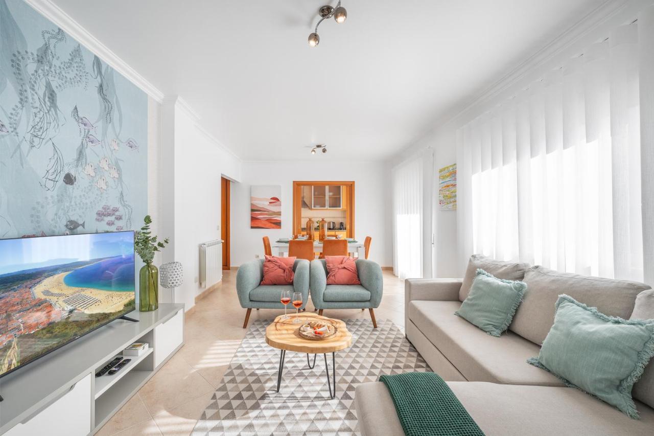 Ocean Getaway - Private Parking And Sea View Apartment Nazare Exterior photo